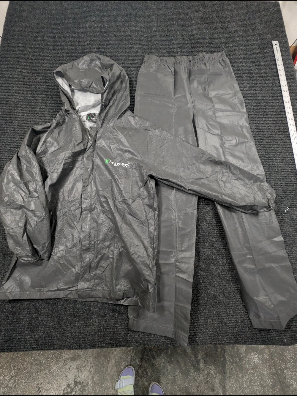 Frogg Toggs Gray Waterproof Rain Jacket & Pants Set